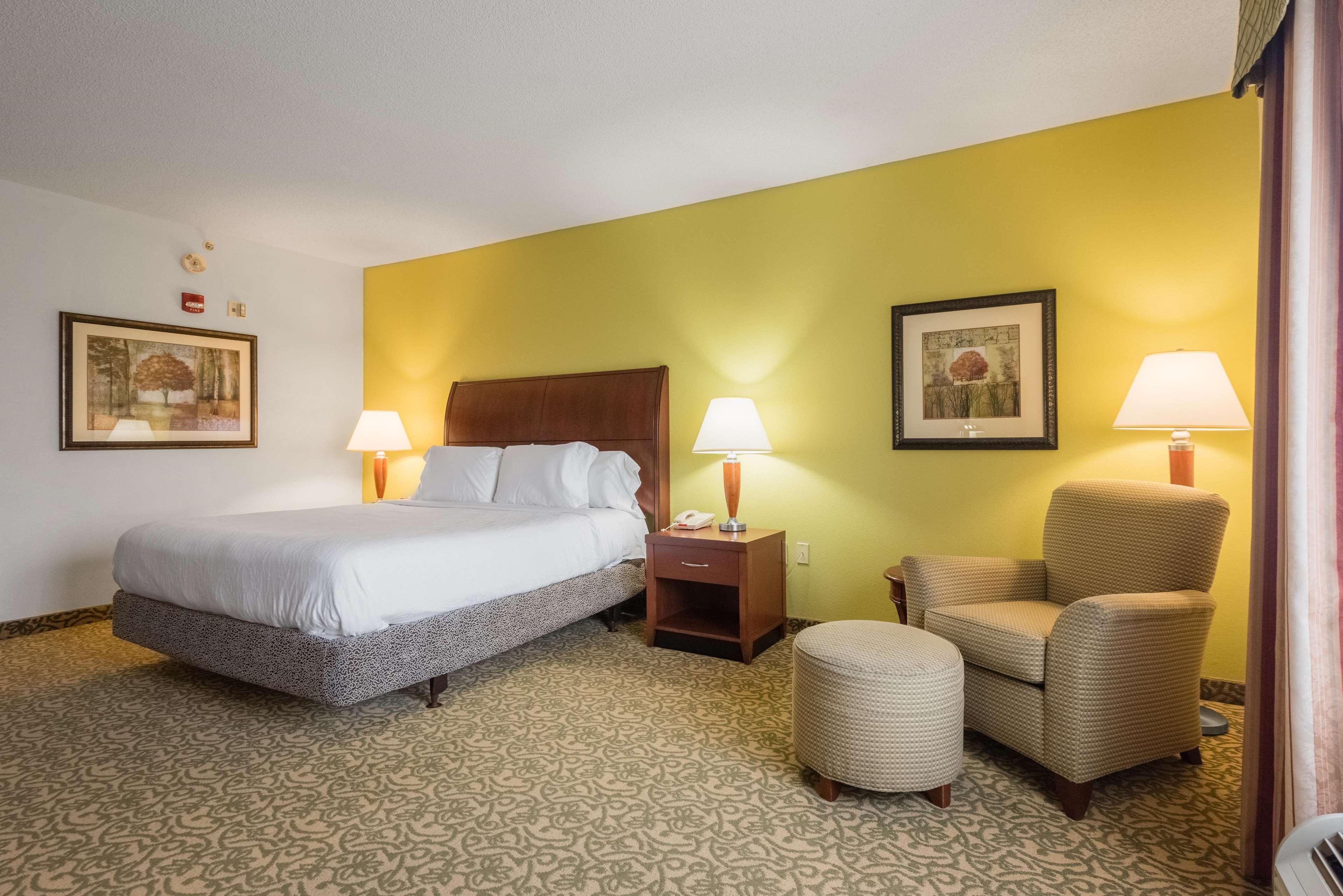 Hilton Garden Inn Меридиан Экстерьер фото