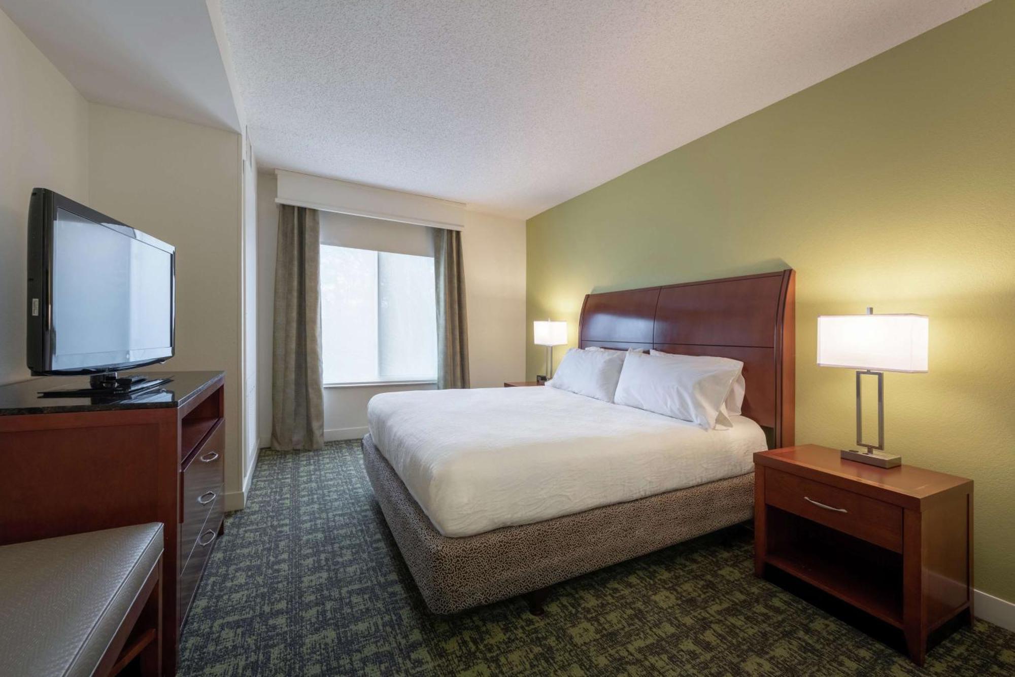 Hilton Garden Inn Меридиан Экстерьер фото